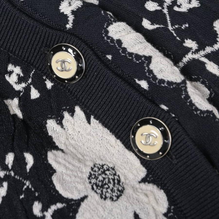 Excellent Condition CHANEL P47667K06085 CC Logo Floral Embroidered Dress with 10 CC Logo Buttons