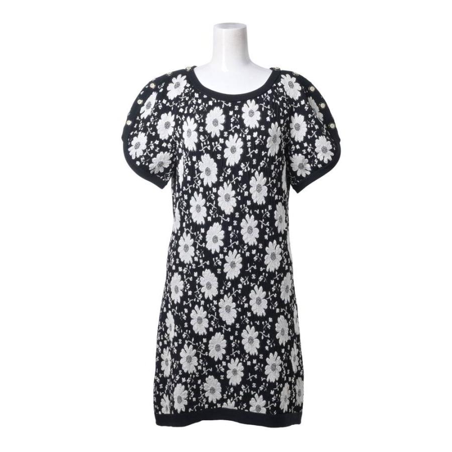 Excellent Condition CHANEL P47667K06085 CC Logo Floral Embroidered Dress with 10 CC Logo Buttons