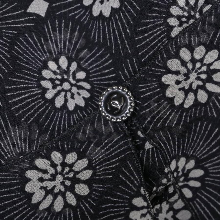 Excellent Condition CHANEL 07P P30944V21275 Camellia Print Silk Dress with CC Logo Buttons