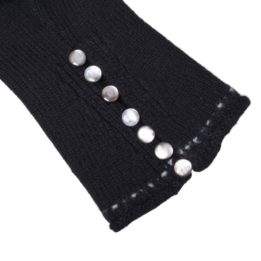 CHANEL 02A P19798V01167 Mohair-Blend Turtleneck Knit Sweater with Coco Buttons
