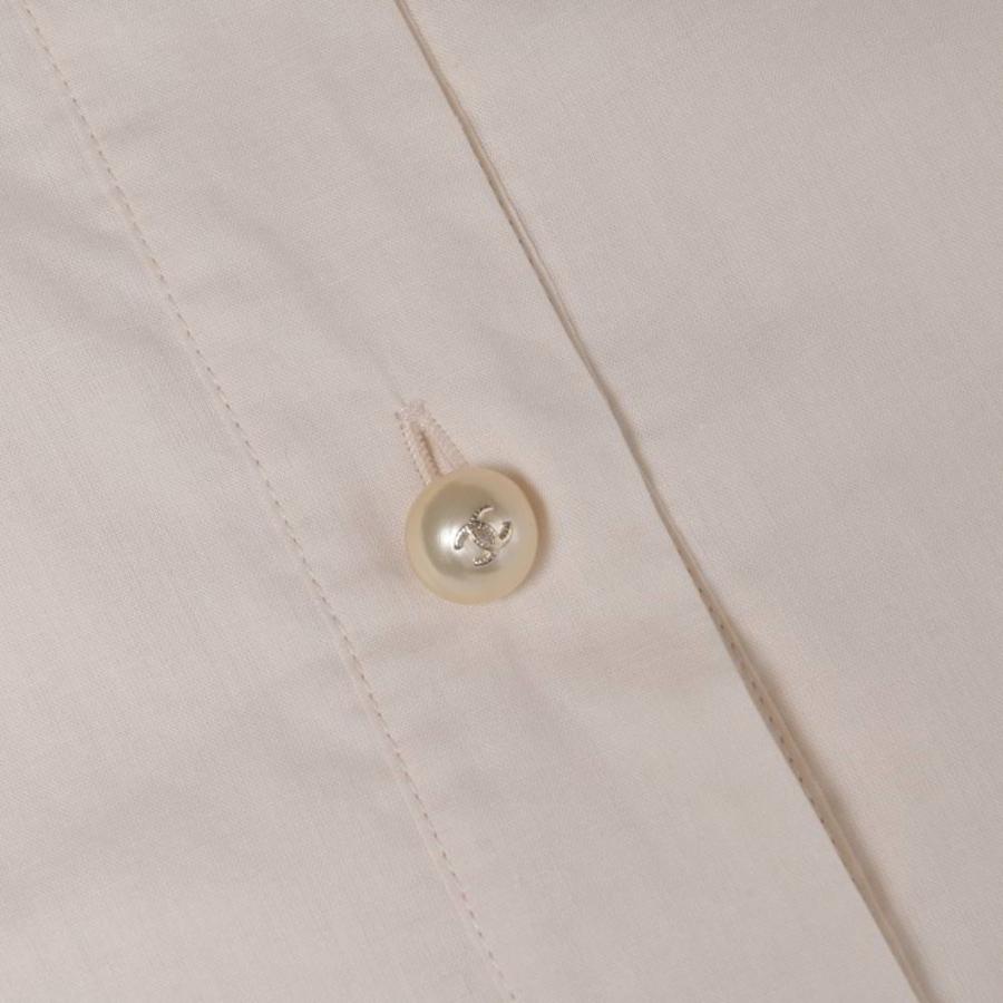 CHANEL P47342V35237 Pearl Button Long-Sleeve Blouse with Ruffled Collar — Excellent Condition